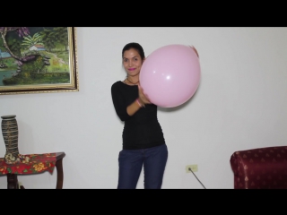 challenge giant balloons marianne