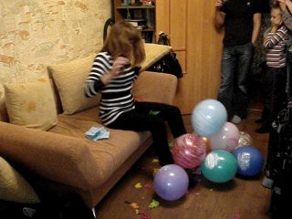 balloons)))